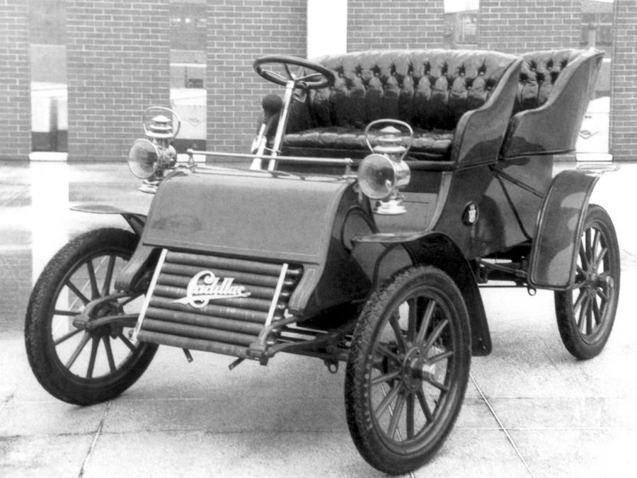  Cadillac Model A Runabout Tonneau 1903 года  (фото 14 из 21)